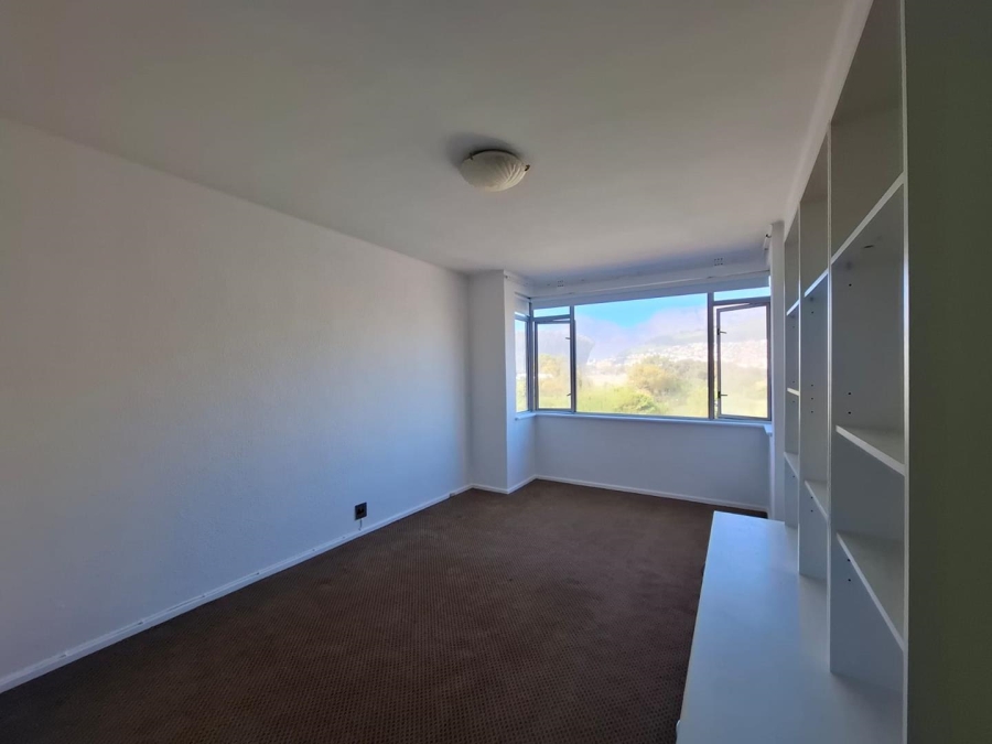 1 Bedroom Property for Sale in Mouille Point Western Cape